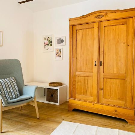 Restaurierter Altbau Mit Privatem Innenhof & Parkplatz Grossfischlingen Dış mekan fotoğraf