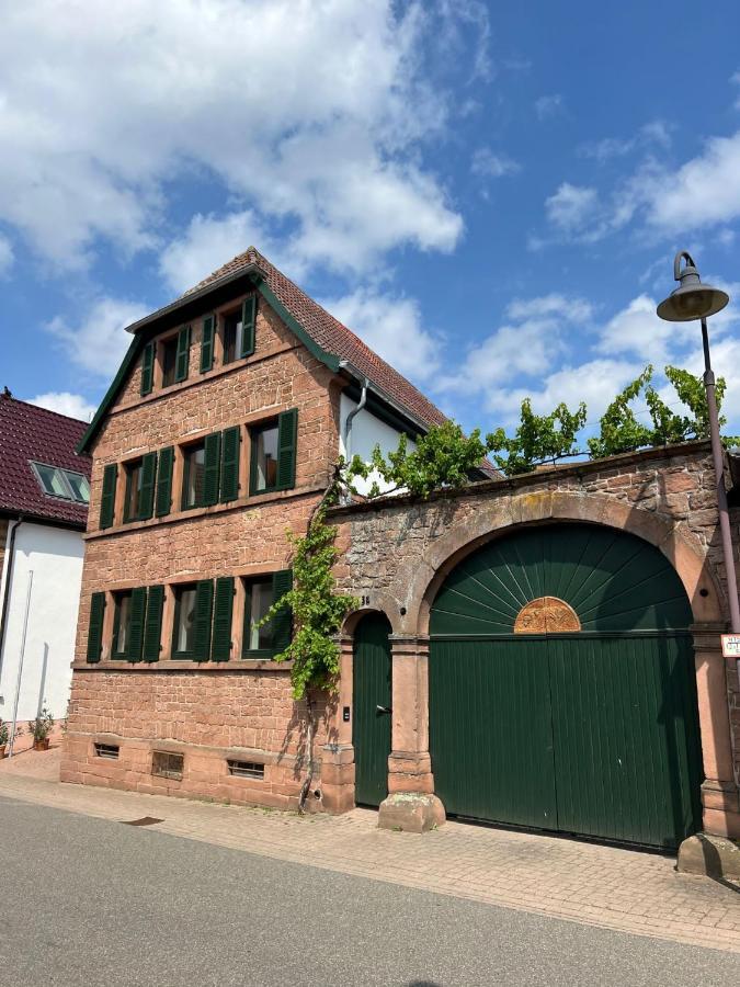 Restaurierter Altbau Mit Privatem Innenhof & Parkplatz Grossfischlingen Dış mekan fotoğraf